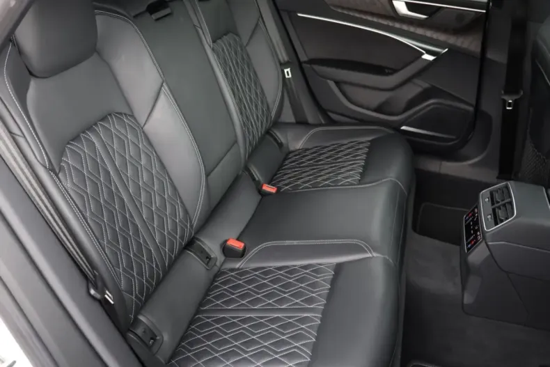 Audi A7 din 2022 cu 80.500 km - oferta AUD147396 - foto 30