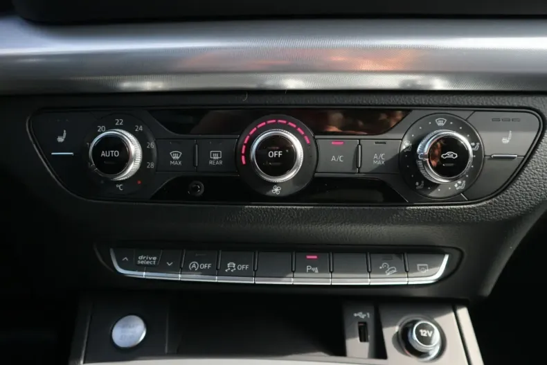 Audi Q5 din 2020 cu 94.619 km - oferta AUD147397 - foto 17