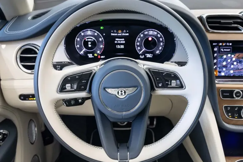 Bentley Bentayga din 2025 cu 4.792 km - oferta BEN147401 - foto 10