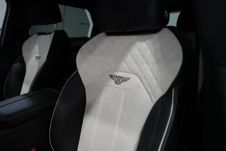 Bentley Bentayga din 2023 cu 4.989 km - oferta BEN147402 - foto 13