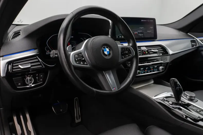 BMW 530 din 2022 cu 59.735 km - oferta BMW147406 - foto 20