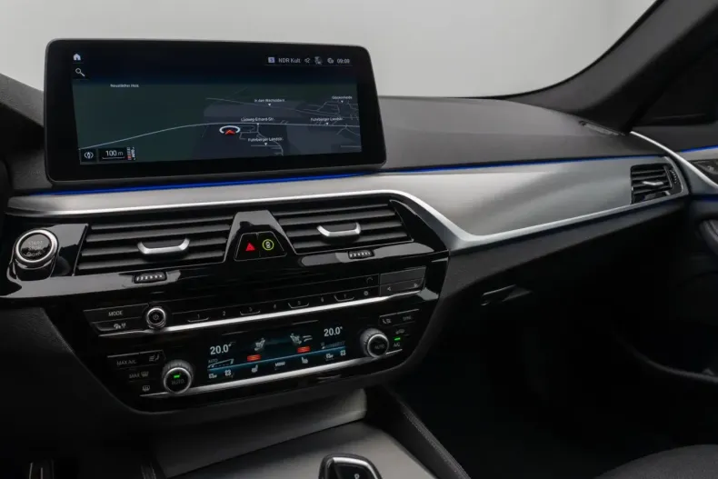 BMW 530 din 2022 cu 59.735 km - oferta BMW147406 - foto 22