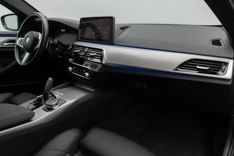 BMW 530 din 2022 cu 59.735 km - oferta BMW147406 - foto 24