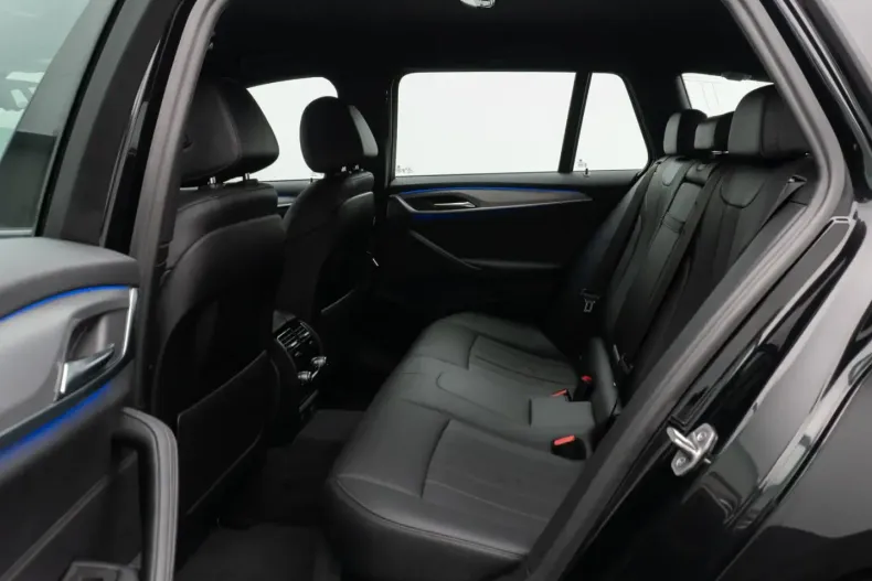 BMW 530 din 2022 cu 59.735 km - oferta BMW147406 - foto 26