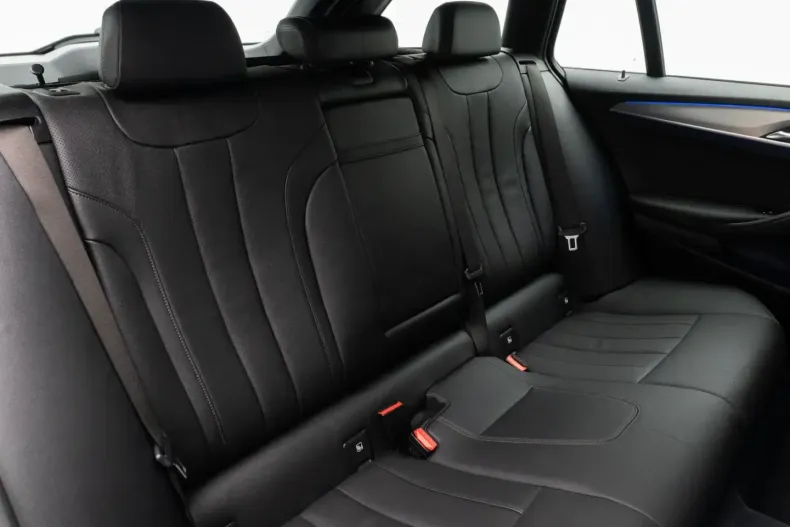 BMW 530 din 2022 cu 59.735 km - oferta BMW147406 - foto 29