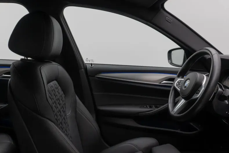 BMW 530 din 2022 cu 59.735 km - oferta BMW147406 - foto 37