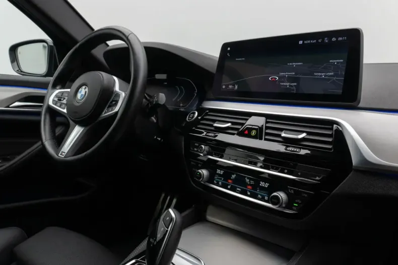 BMW 530 din 2022 cu 59.735 km - oferta BMW147406 - foto 38