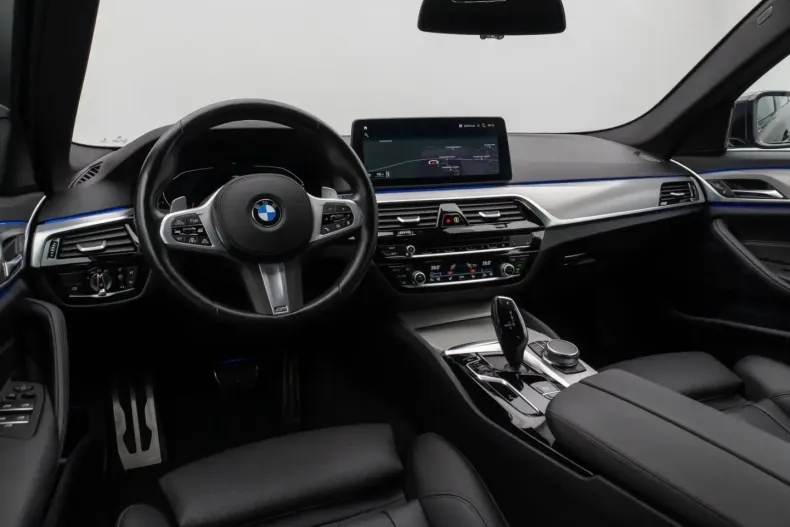 BMW 530 din 2022 cu 59.735 km - oferta BMW147406 - foto 39