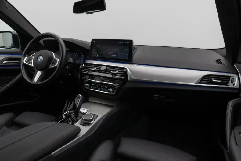 BMW 530 din 2022 cu 59.735 km - oferta BMW147406 - foto 41