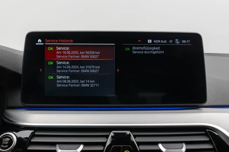 BMW 530 din 2022 cu 59.735 km - oferta BMW147406 - foto 45