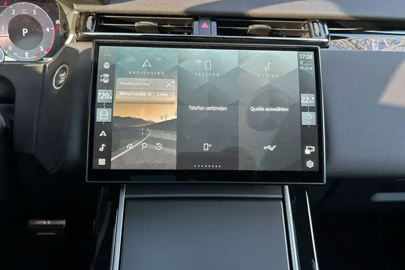 Land Rover Range Rover Velar din 2024 cu 13.500 km - oferta LAN147411 - foto 9