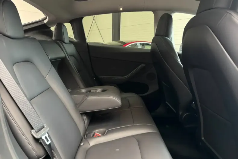 Tesla Model Y din 2021 cu 77.888 km - oferta TES147417 - foto 19