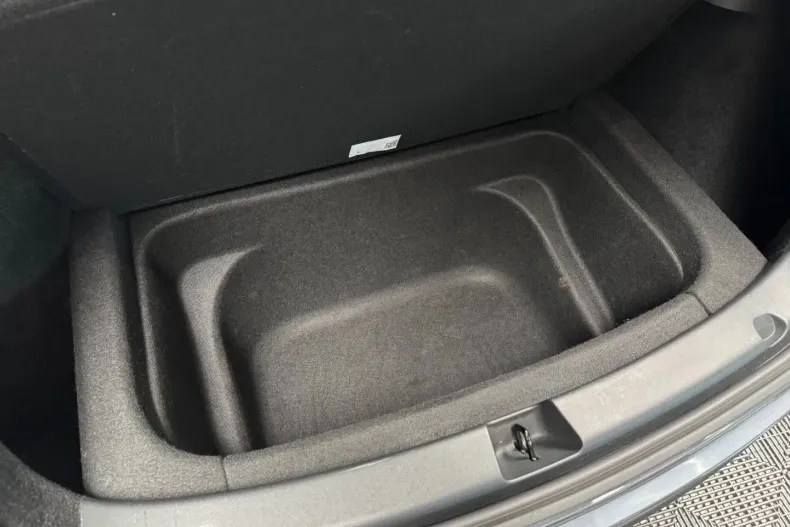 Tesla Model Y din 2021 cu 77.888 km - oferta TES147417 - foto 20