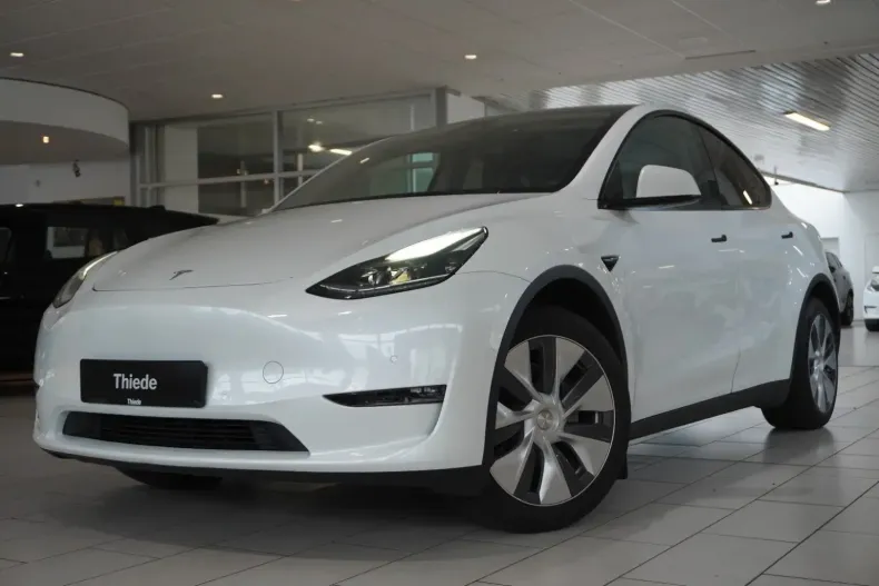 Tesla Model Y din 2022 cu 87.500 km - oferta TES147418 - foto 1