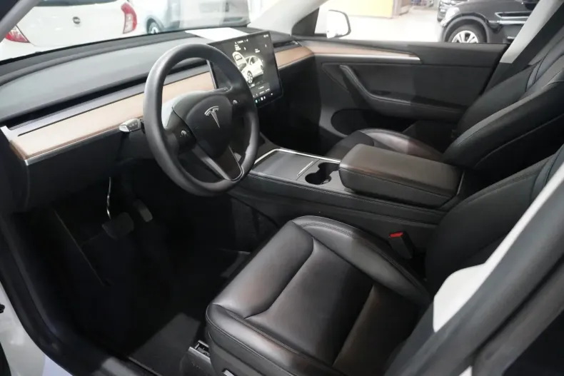 Tesla Model Y din 2022 cu 87.500 km - oferta TES147418 - foto 9