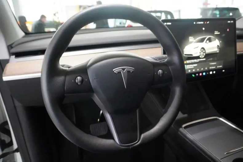 Tesla Model Y din 2022 cu 87.500 km - oferta TES147418 - foto 13
