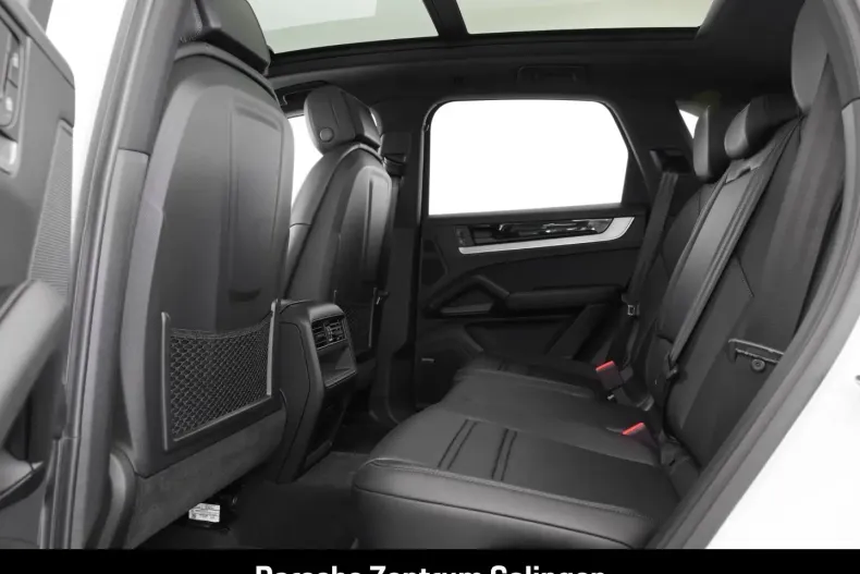 Porsche Cayenne din 2024 cu 12.512 km - oferta POR147421 - foto 17