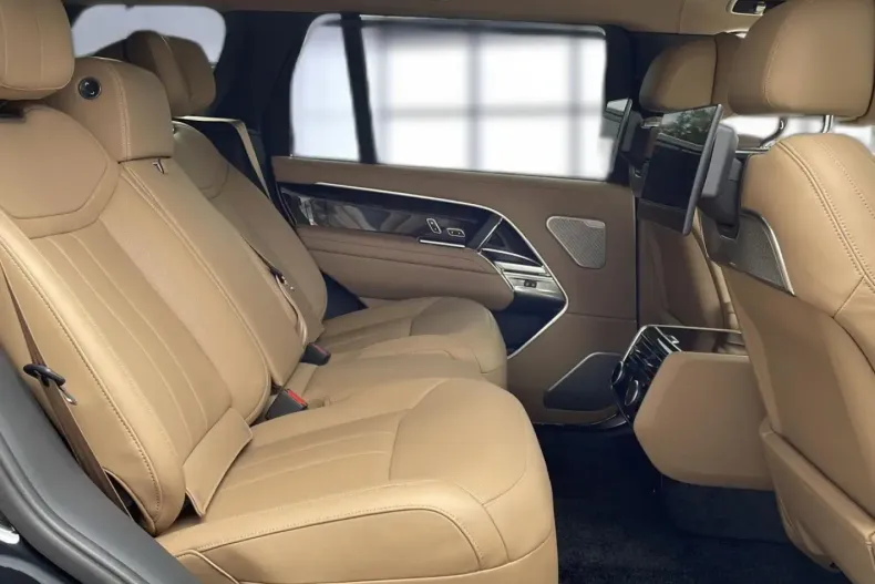 Land Rover Range Rover din 2024 cu 6.500 km - oferta LAN147424 - foto 11