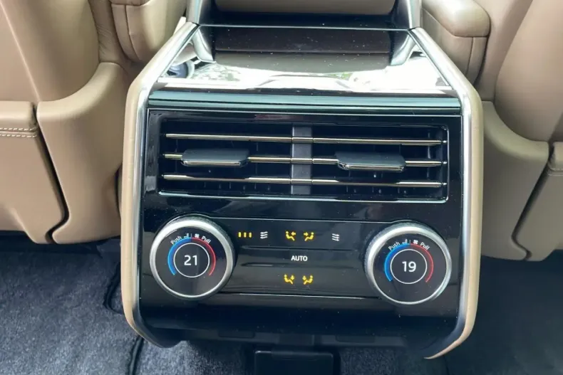 Land Rover Range Rover din 2024 cu 6.500 km - oferta LAN147424 - foto 20