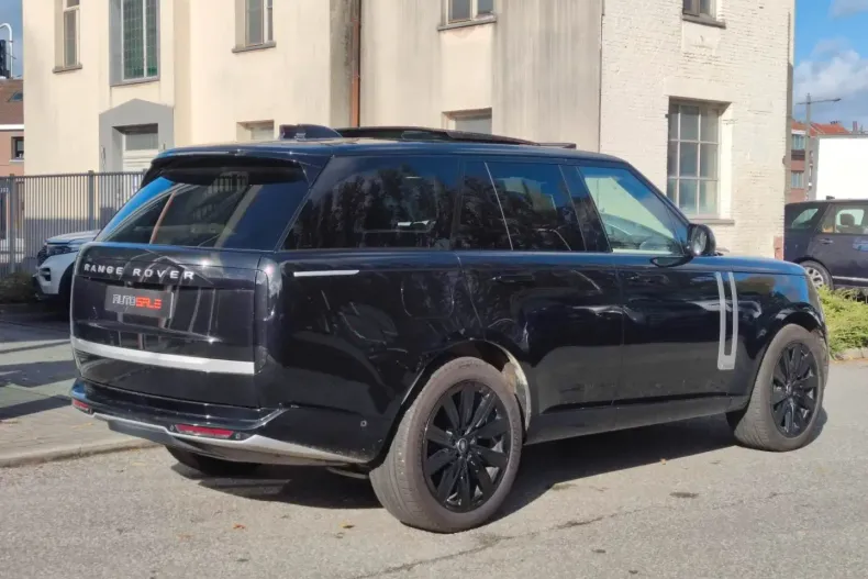 Land Rover Range Rover din 2025 cu 14.000 km - oferta LAN147428 - foto 5