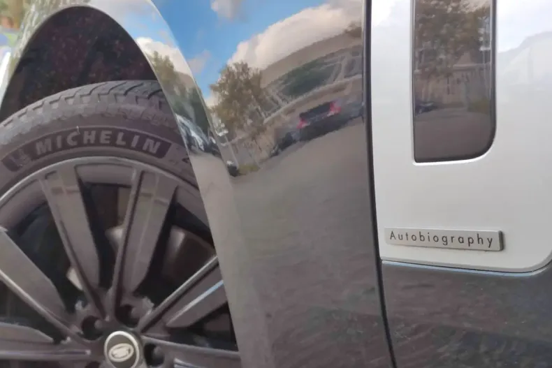 Land Rover Range Rover din 2025 cu 14.000 km - oferta LAN147428 - foto 7