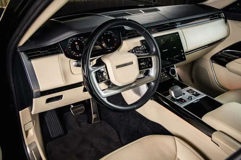 Land Rover Range Rover din 2023 cu 29.500 km - oferta LAN147430 - foto 9