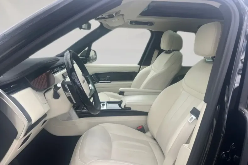 Land Rover Range Rover din 2023 cu 28.055 km - oferta LAN147433 - foto 12