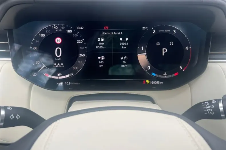 Land Rover Range Rover din 2023 cu 28.055 km - oferta LAN147433 - foto 13