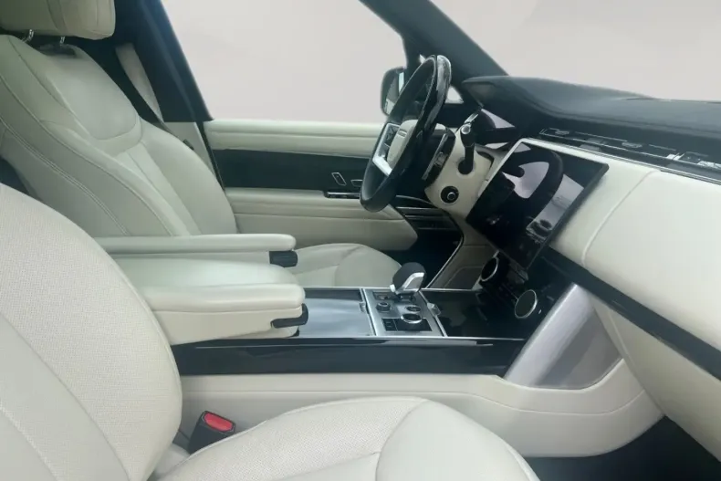 Land Rover Range Rover din 2023 cu 28.055 km - oferta LAN147433 - foto 19