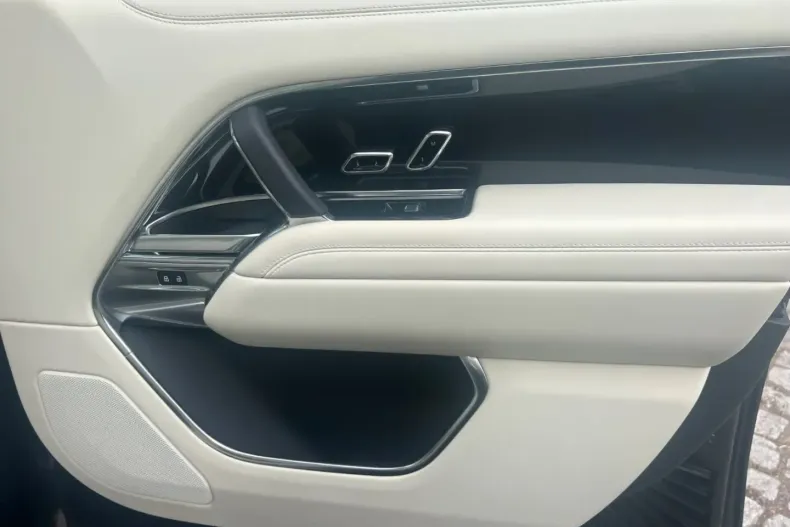 Land Rover Range Rover din 2023 cu 28.055 km - oferta LAN147433 - foto 28