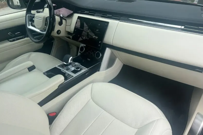 Land Rover Range Rover din 2023 cu 28.055 km - oferta LAN147433 - foto 30