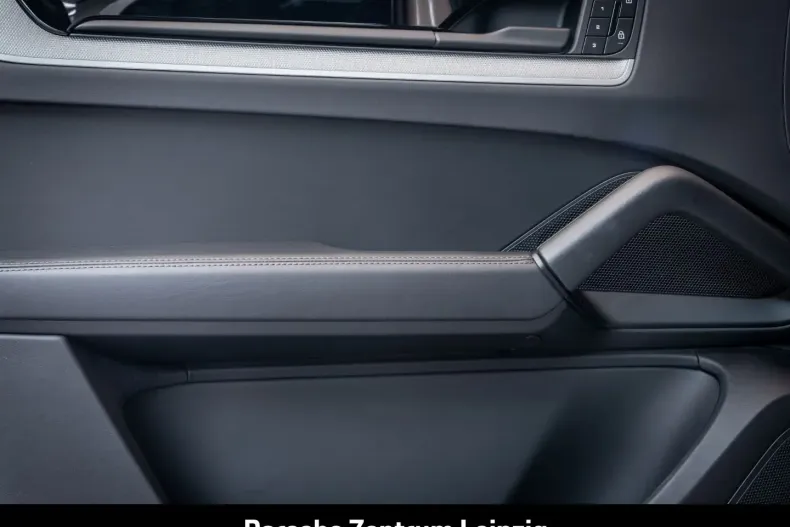 Porsche Cayenne din 2024 cu 14.256 km - oferta POR147434 - foto 21