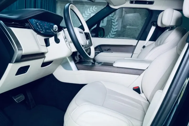 Land Rover Range Rover din 2022 cu 58.000 km - oferta LAN147435 - foto 8