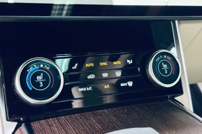 Land Rover Range Rover din 2022 cu 58.000 km - oferta LAN147435 - foto 10