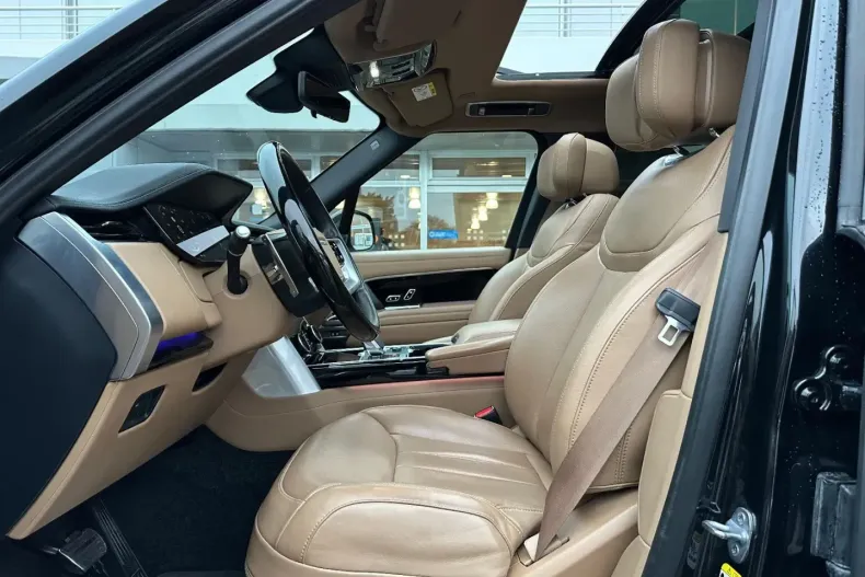 Land Rover Range Rover din 2023 cu 60.000 km - oferta LAN147437 - foto 8