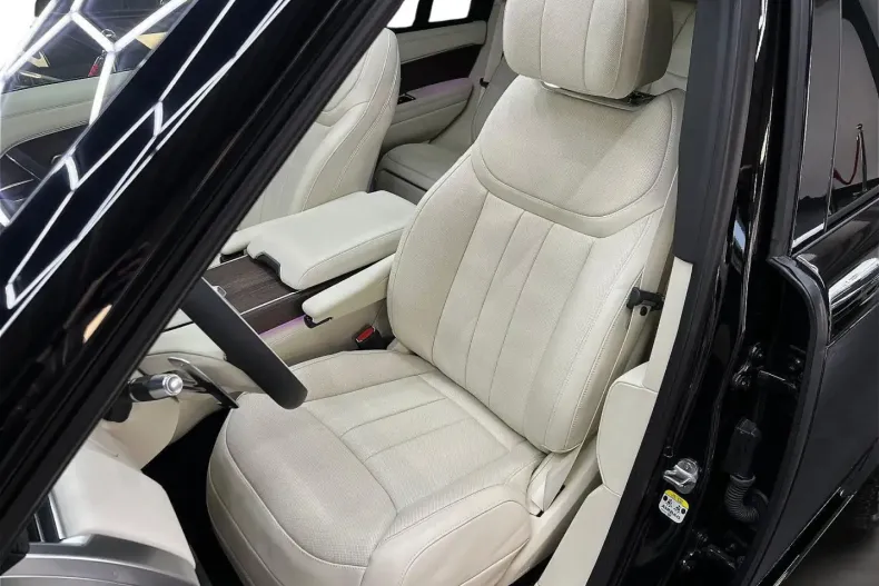 Land Rover Range Rover din 2022 cu 38.600 km - oferta LAN147440 - foto 5