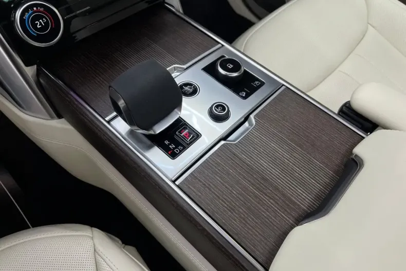 Land Rover Range Rover din 2022 cu 38.600 km - oferta LAN147440 - foto 6