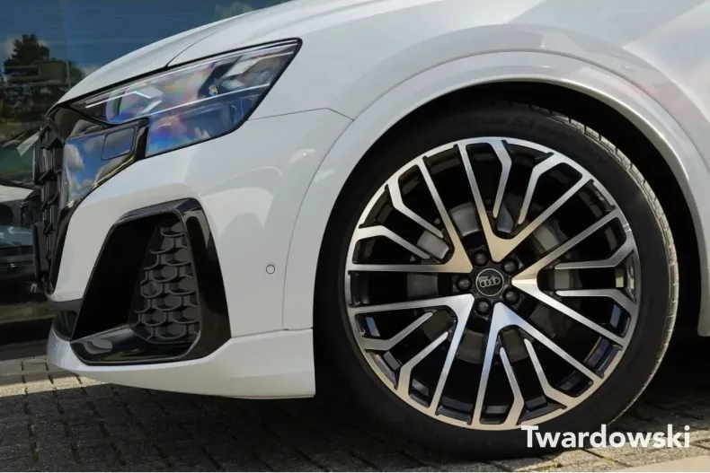 Audi Q8 din 2025 cu 17.228 km - oferta AUD147442 - foto 7