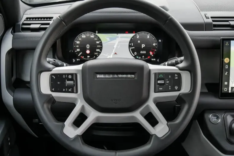 Land Rover Defender din 2025 cu 28.000 km - oferta LAN147443 - foto 10