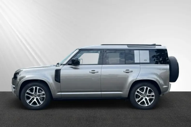 Land Rover Defender din 2023 cu 15.500 km - oferta LAN147444 - foto 2