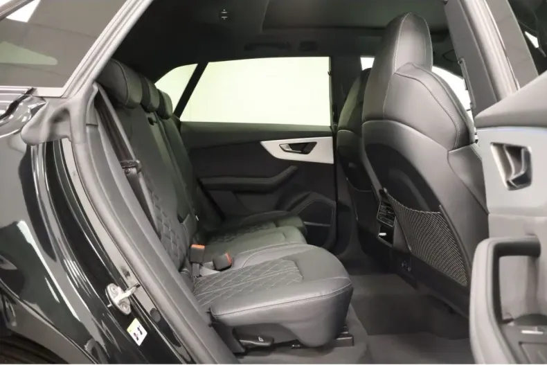 Audi Q8 din 2024 cu 21.850 km - oferta AUD147445 - foto 31