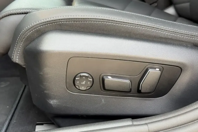 BMW 520 din 2024 cu 26.312 km - oferta BMW147446 - foto 16