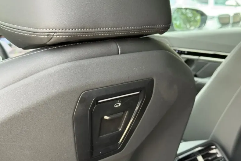 BMW 520 din 2024 cu 26.312 km - oferta BMW147446 - foto 21