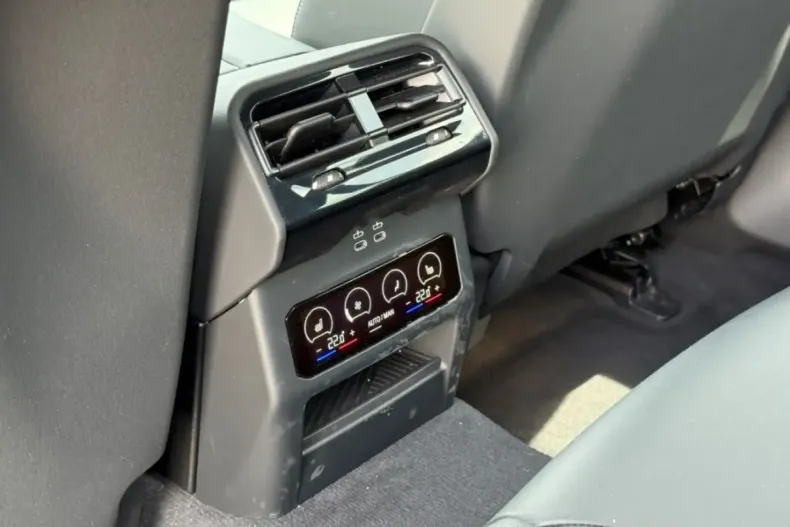 BMW 520 din 2024 cu 26.312 km - oferta BMW147446 - foto 22