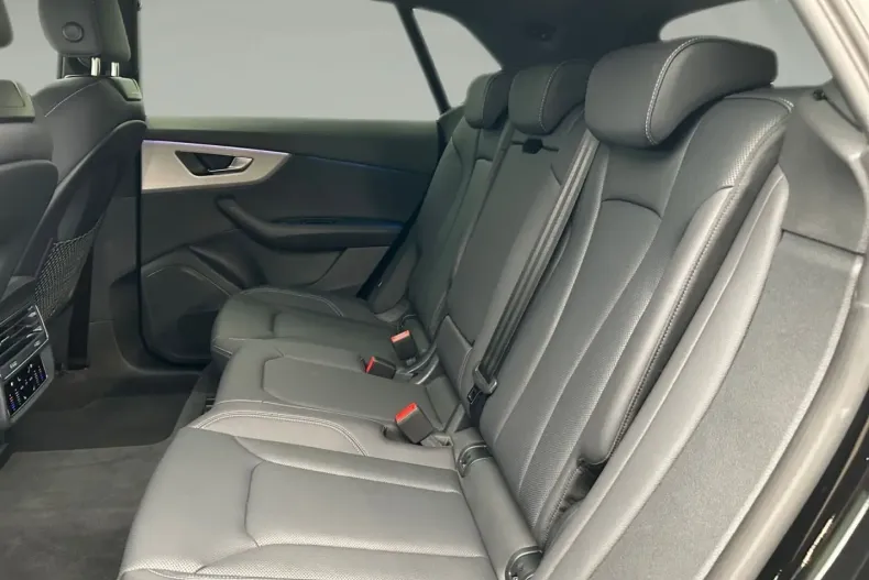 Audi Q8 din 2024 cu 29.392 km - oferta AUD147448 - foto 13