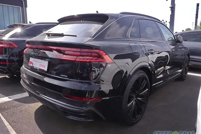 Audi Q8 din 2024 cu 17.900 km - oferta AUD147449 - foto 3