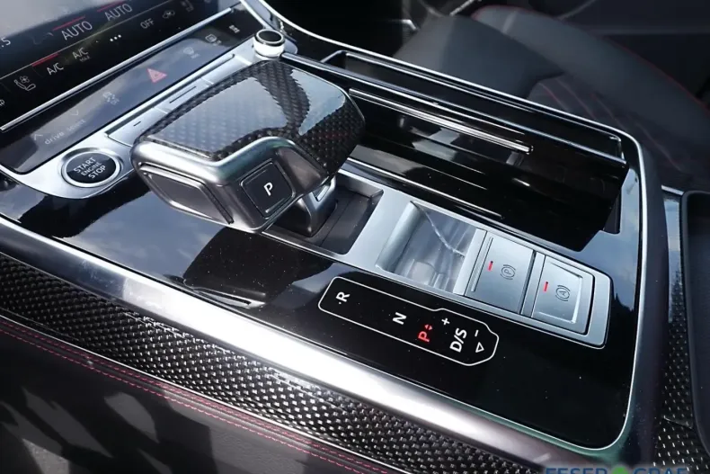 Audi Q8 din 2024 cu 17.900 km - oferta AUD147449 - foto 11