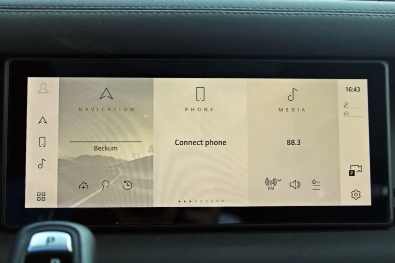 Land Rover Defender din 2023 cu 21.490 km - oferta LAN147450 - foto 20