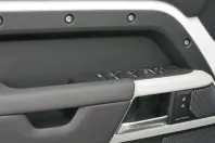 Land Rover Defender din 2023 cu 20.938 km - oferta LAN147452 - foto 11