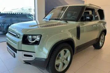 Land Rover Defender din 2023 - oferta LAN147454
